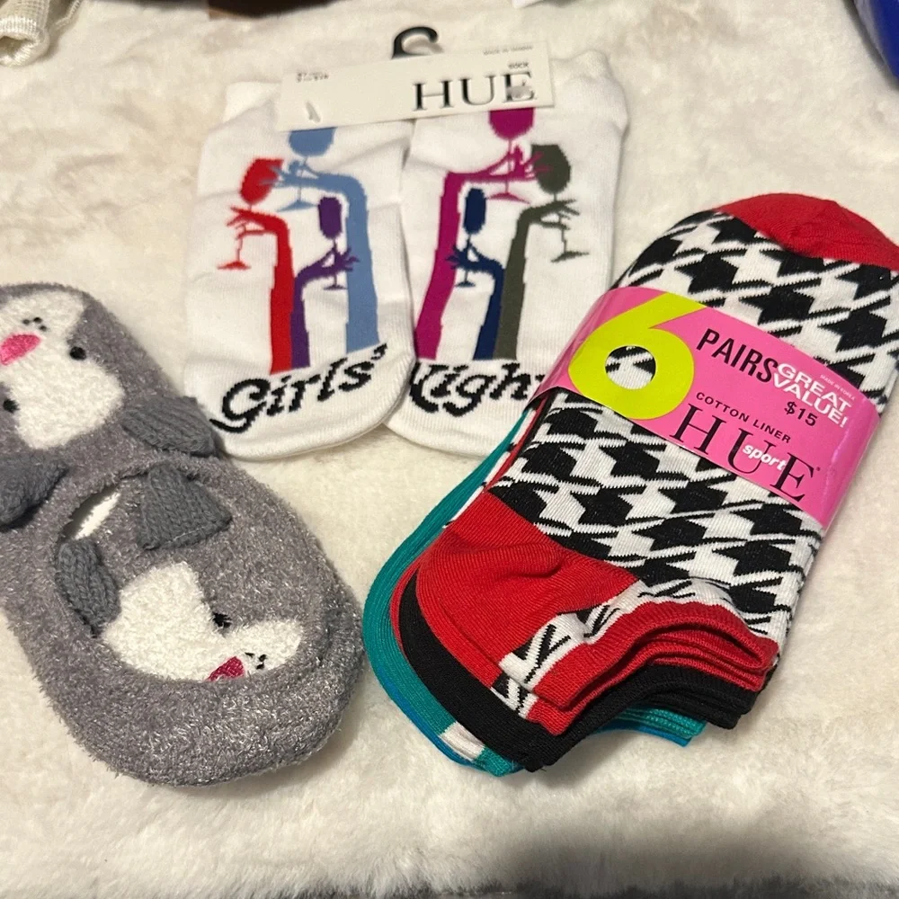 HUE Colorful Girls Night Socks, 6-Pack Cotton Liner & Fluffy Liners